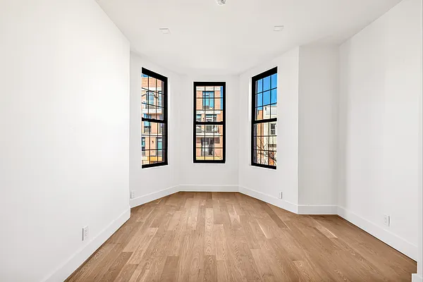 Rented by Avenues Real Estate | media 14