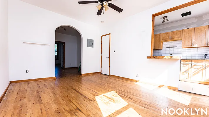 Rented by Nooklyn NYC LLC | media 14