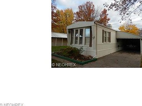 3rd image of 27 Parkway Dr #27