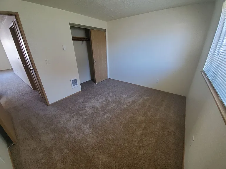 Greenwood Park Apartments — Photo 13