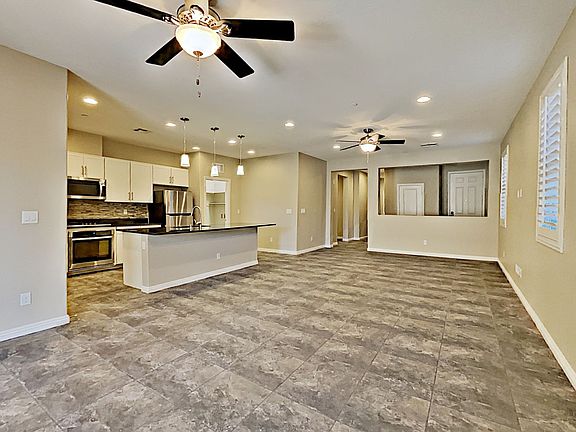 4th image of 713 Gulf Pearl Dr