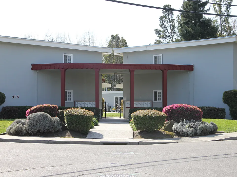Pacific Garden Apartments