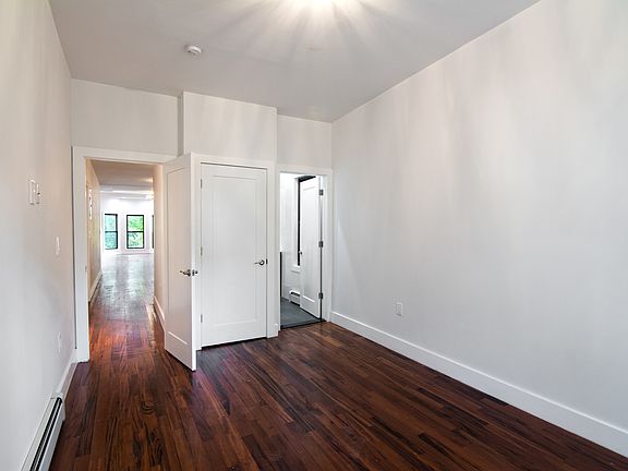 4th image of 63 Arlington Ave APT 2