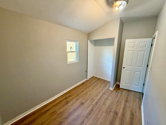 5th image of 3120 N Saint Louis Ave #2