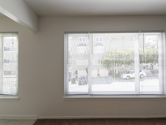 3rd image of 2899 Jackson St APT 1