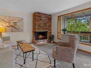 13556 37th Ave S APT 17, Tukwila, WA