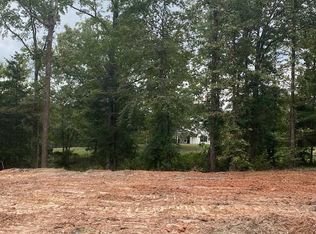 5 Woodland Dr, Longview, TX 75605