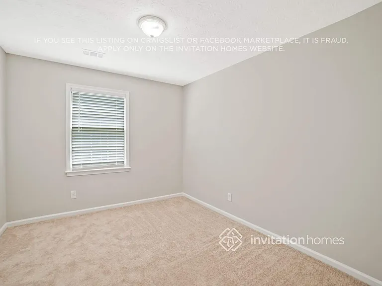 444 Mephisto Cir — Photo 16