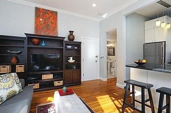 2nd image of 31 Pinckney St #6