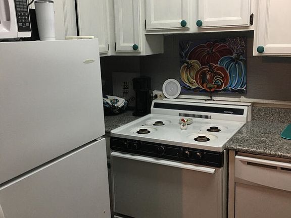 5th image of 601 Cleveland St APT 8D