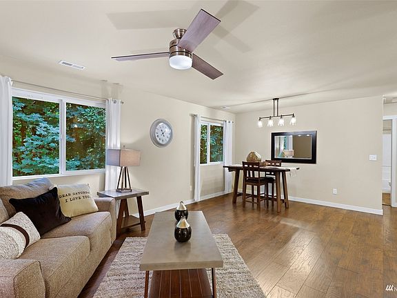 5th image of 1055 SE Swofford Lane