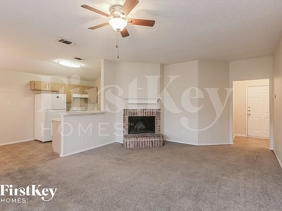 3rd image of 6408 Stonewater Bend Trl