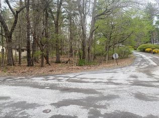 1129 Lakeview Rd, Copake, NY 12516