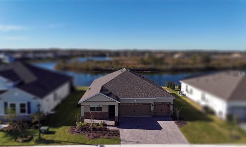 1st image of 8612 SE BRIDGEPORT BAY CIRCLE