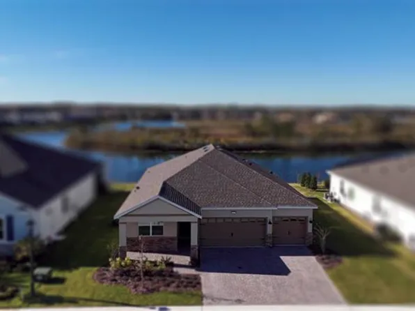 8612 SE Bridgeport Bay Cir, Mount Dora, FL 32757