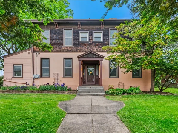 2738 Mount Royal Rd, Pittsburgh, PA 15217