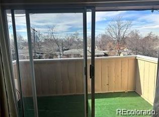 561 Geneva St APT 302, Aurora, CO 80010