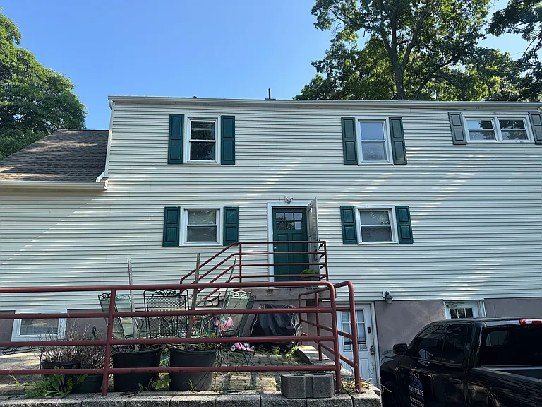 21 Reservoir Rd #4 — Photo 10
