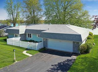 10682 N Grove Rd, Milford, IN 46542