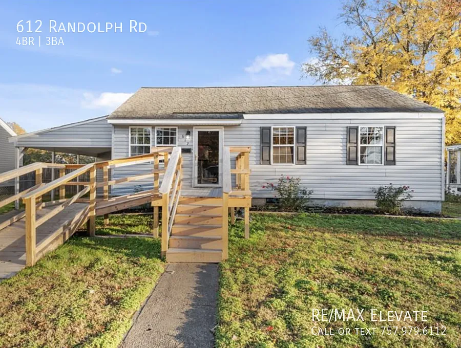 4bed,2.5bath Accessible Ranch in Mid-Town NN — Photo 2