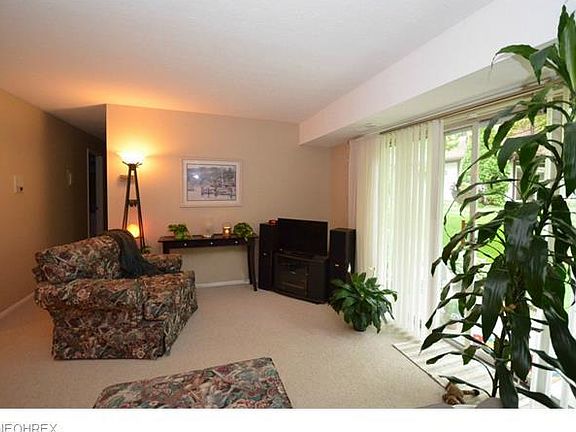 5th image of 1930 King James Pkwy APT 106