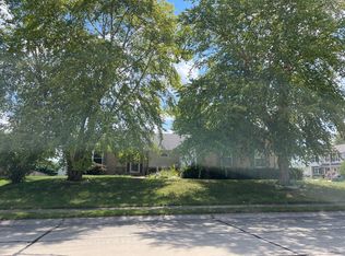 217 Chamberlains Xing, O Fallon, IL 62269
