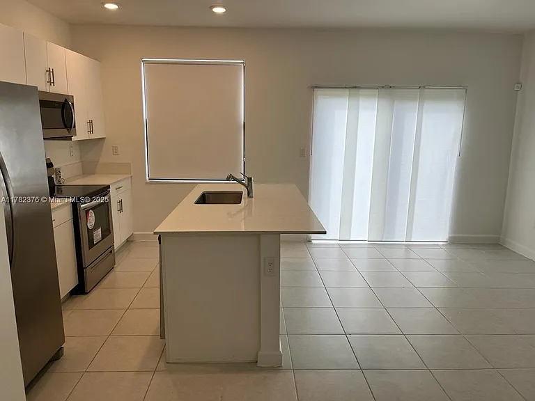 25556 SW 108th Ave — Photo 8