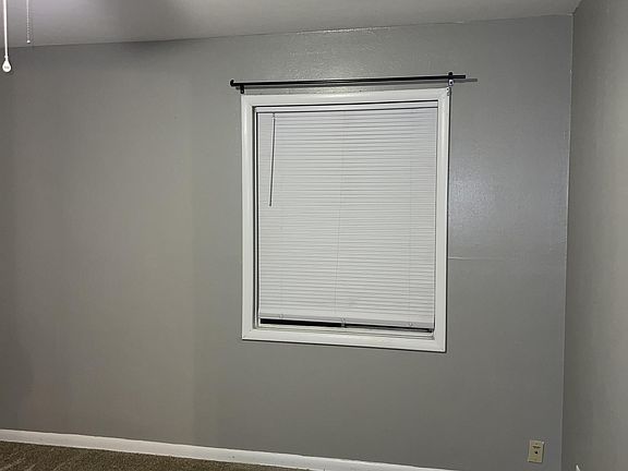 3rd image of 6558 College Dr