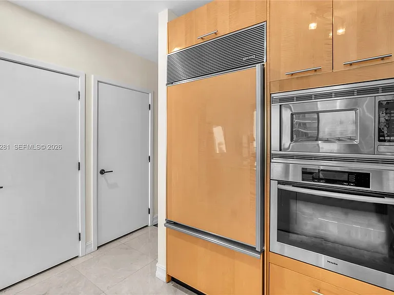 6799 Collins Ave #309 — Photo 8