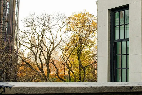 Rented by R New York | media 54