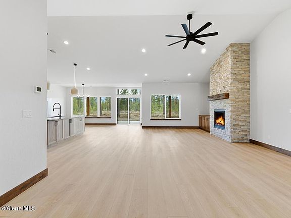 5th image of 38 Cannon Ln