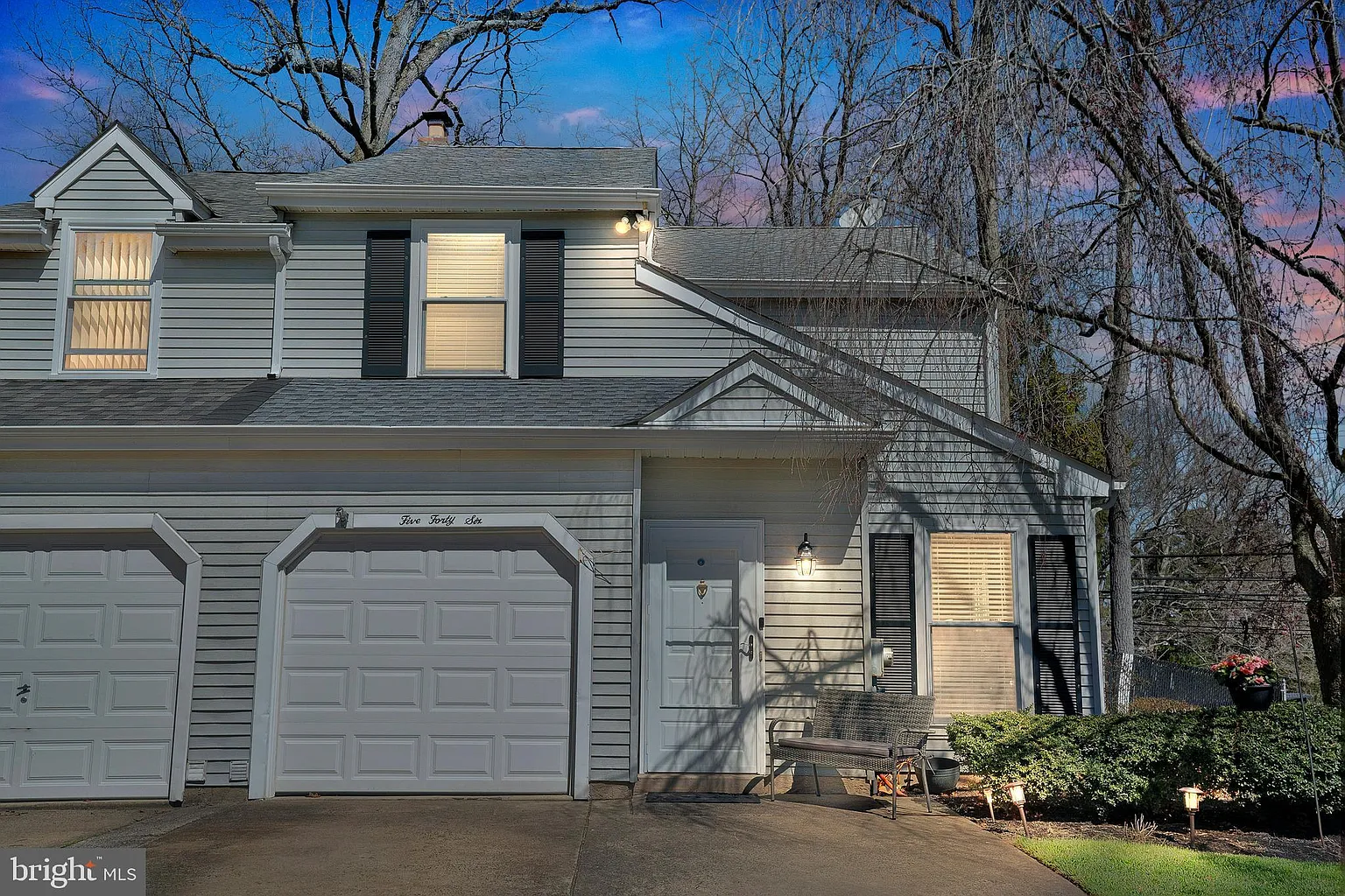 546 Winding Way photo 1