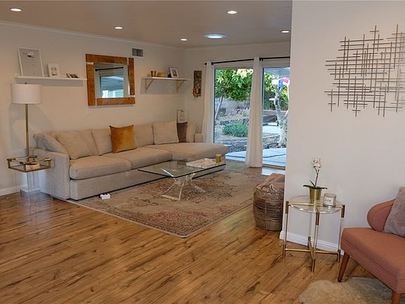 4th image of 7242 Maynard Ave