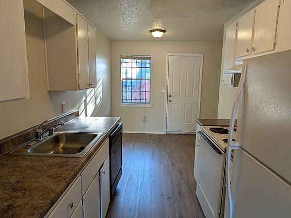 4th image of 2129 31st Street Ensley W #8