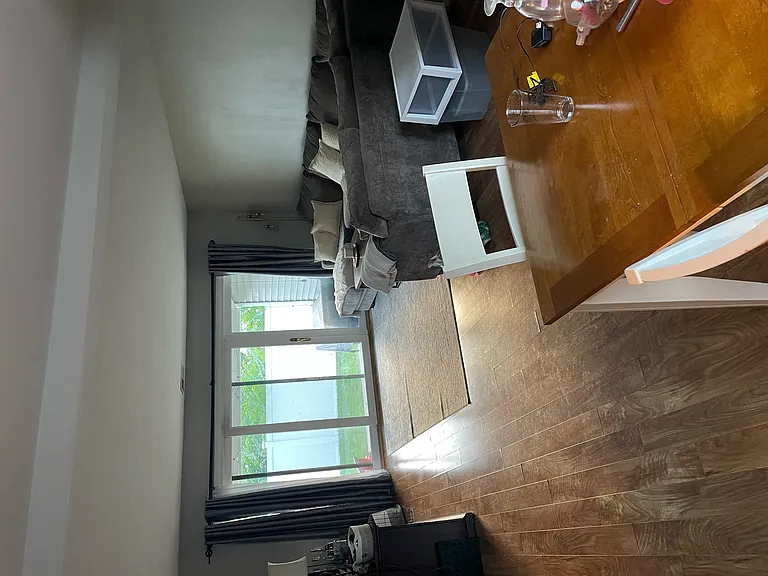 38 Nassau Dr — Photo 3