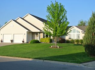 2996 Madrid Dr, Green Bay, WI 54311