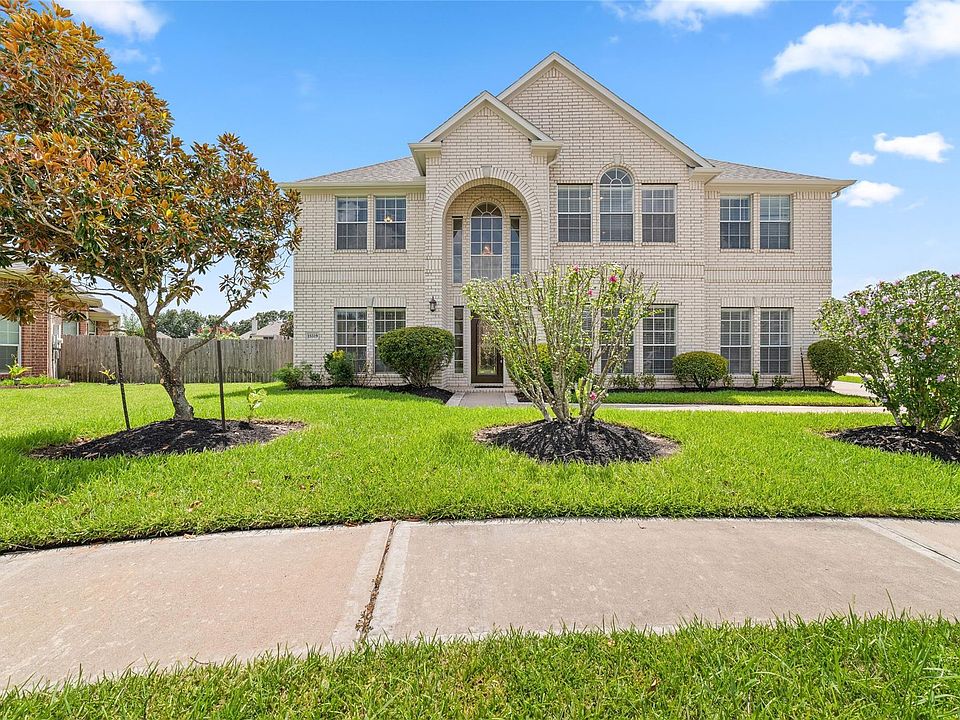 1st image of 15319 Leila Bend Dr