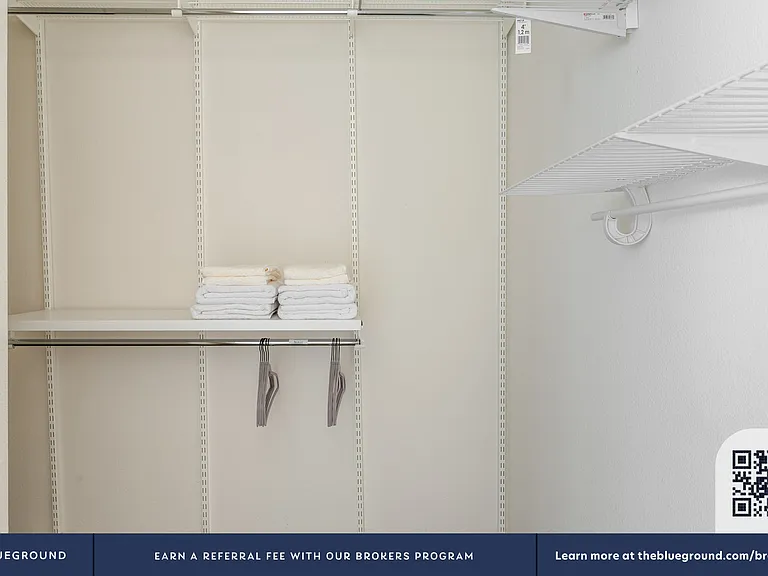 Walk-in Closet