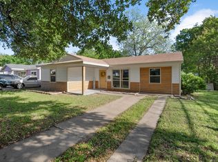 3838 Rolinda Dr, Dallas, TX 75211