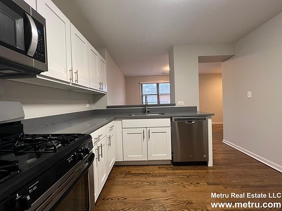 5th image of 2217 N Clifton Ave APT 1E