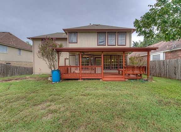 3rd image of 704 Creekmont Dr