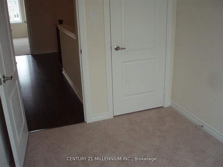 62 Magdalene Cres — Photo 12