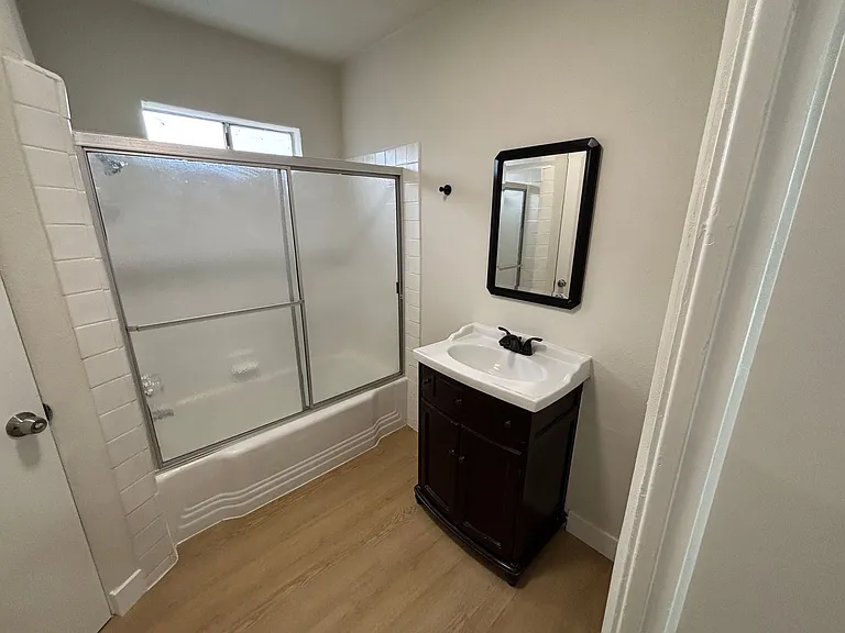 24337 Myers Ave — Photo 16