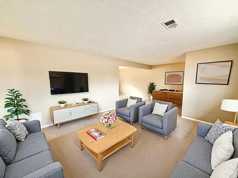2-8 Alan Shepard Rd. — Photo 11