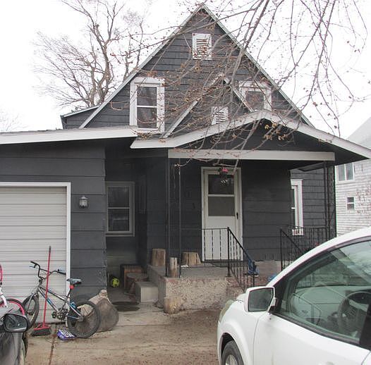 1st image of 403 Grand St