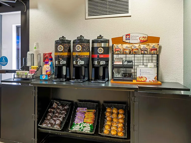 Free Grab-and-Go Breakfast