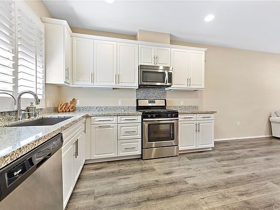 5th image of 510 S Casita St