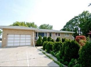 3821 W 119th St, Alsip, IL 60803