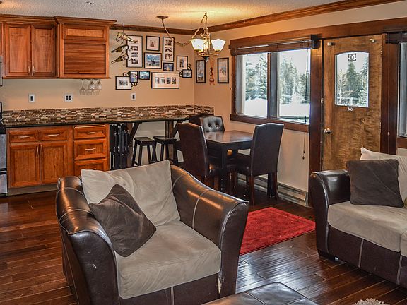 4th image of 220 Tanner Way #103