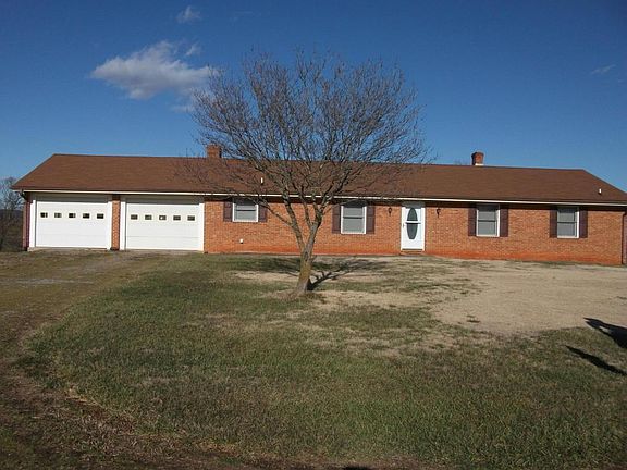 2nd image of 111 Twin Hollow Ln
